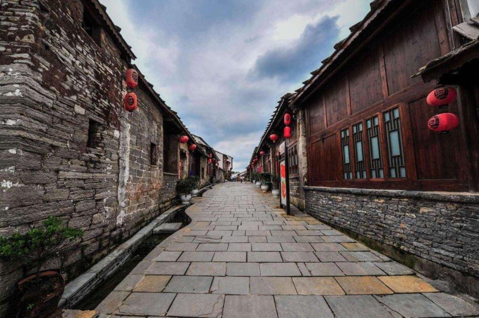 开箱迷你世界盲盒，粉丝福利，免费送手办还送限定皮肤！游戏画面